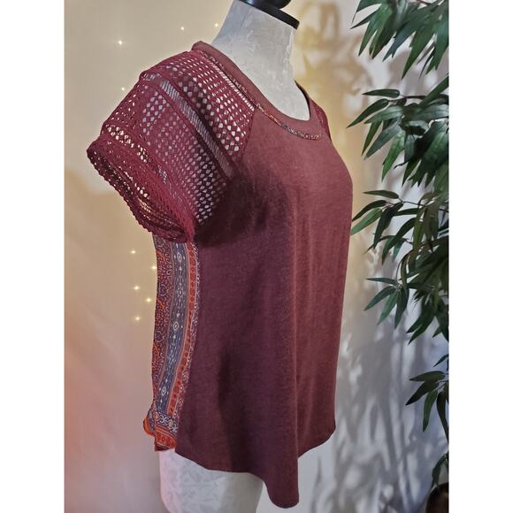 Miss Me Lace Short Sleeve Keyhole Back Tie Boho Semi Sheer Top Womens M Wine - Picture 3 of 8